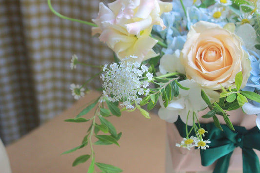 Native Flowers Melbourne: Banksias, Kangaroo Paw & Eco-Friendly Blooms