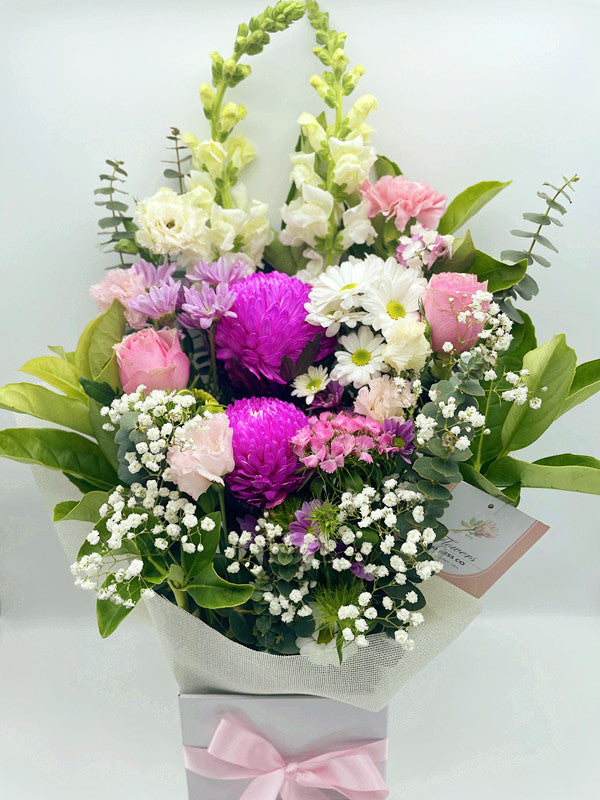 Flower Delivery Melbourne -Same Day Delivery Online Melbourne Florist  -Medium Pink & White Box - Flowers Express CO