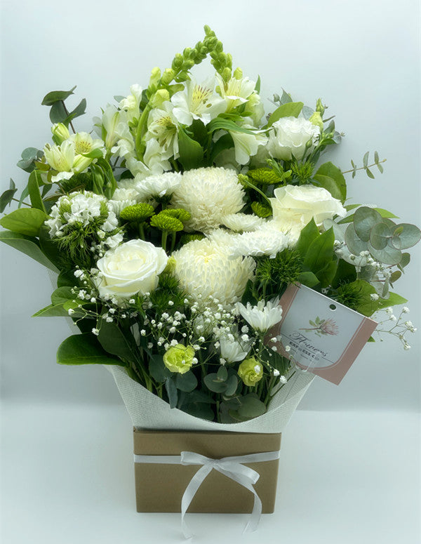 Flower Delivery Melbourne -Same Day Delivery Online Melbourne Florist  -Medium White & Green Box- Flowers Express CO