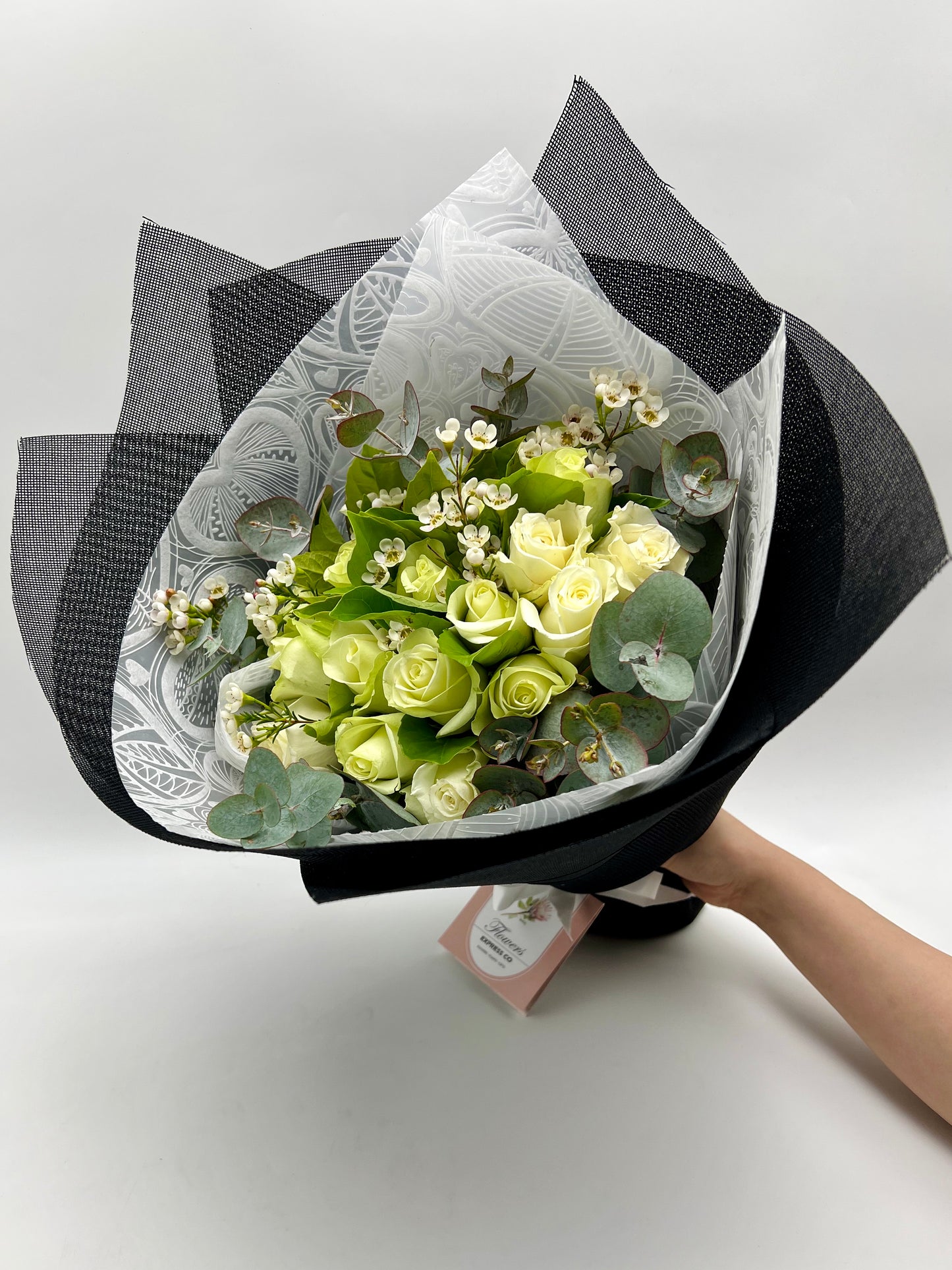 Flower Delivery Melbourne -Same Day Delivery Online Melbourne Florist  -White Rose Bouquet- Flowers Express CO